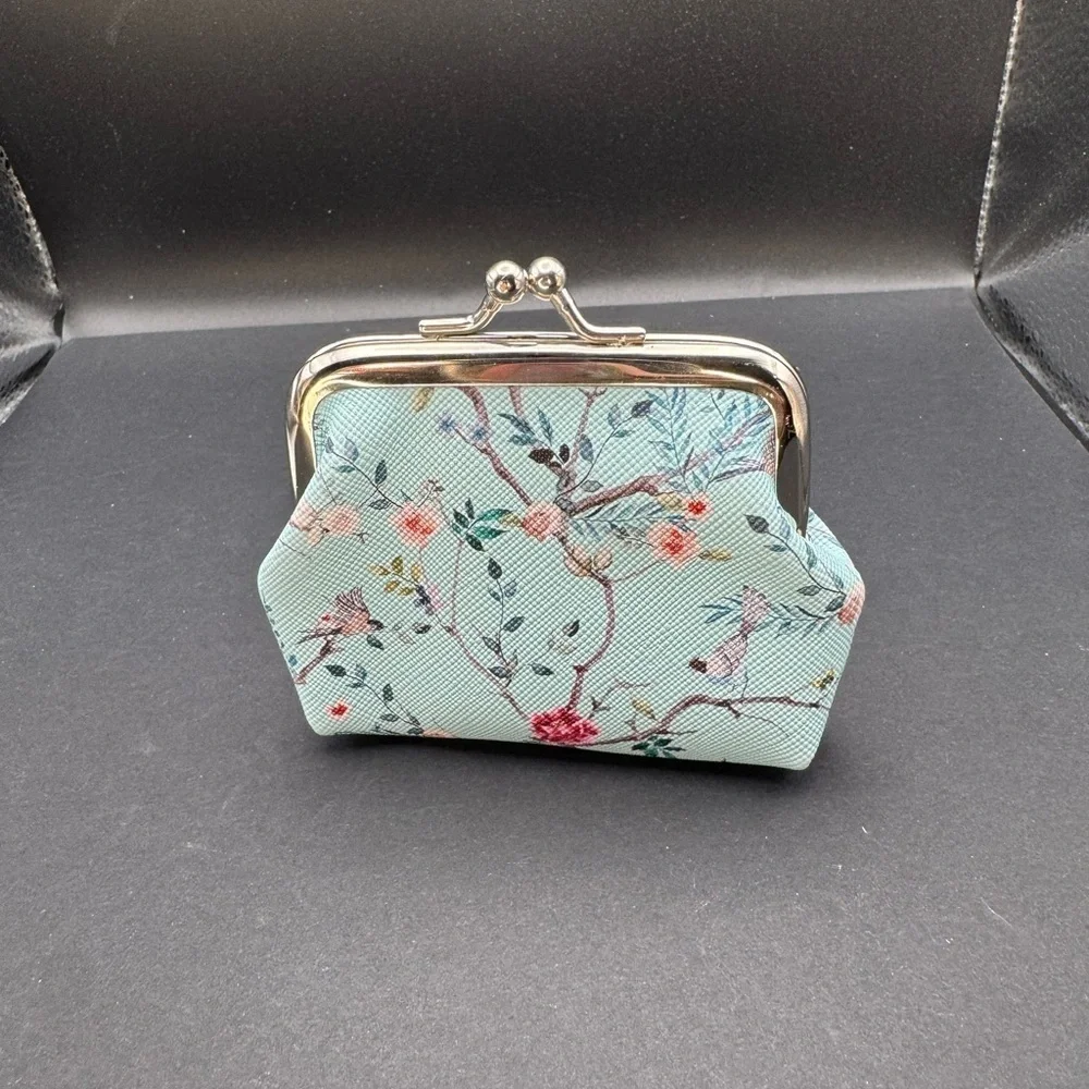 Brand New Floral Print Women's Coin Holder
